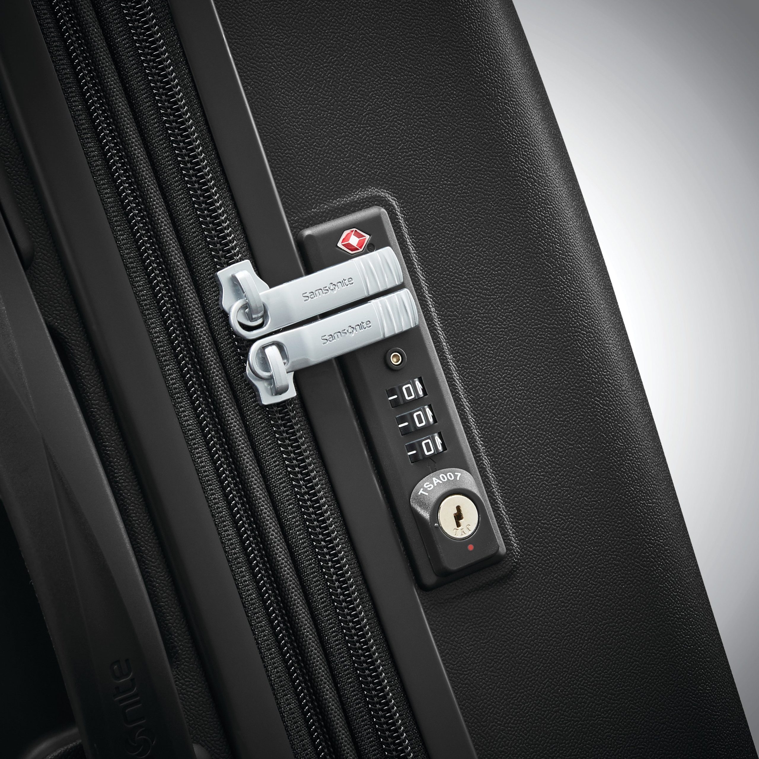 Voltage DLX Large Spinner Black - Image 5