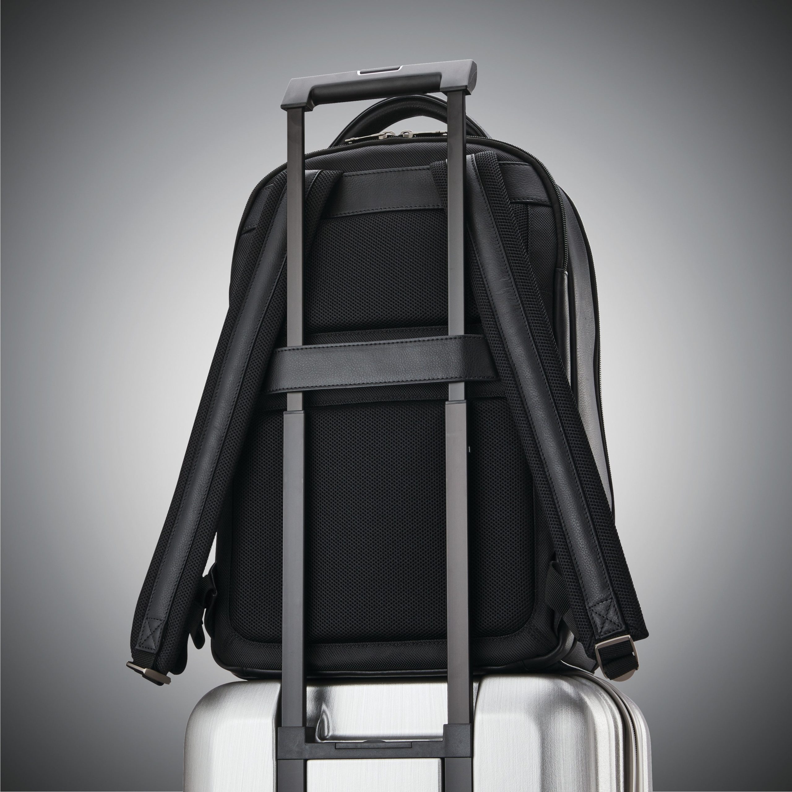Classic Leather Backpack Black - Image 7