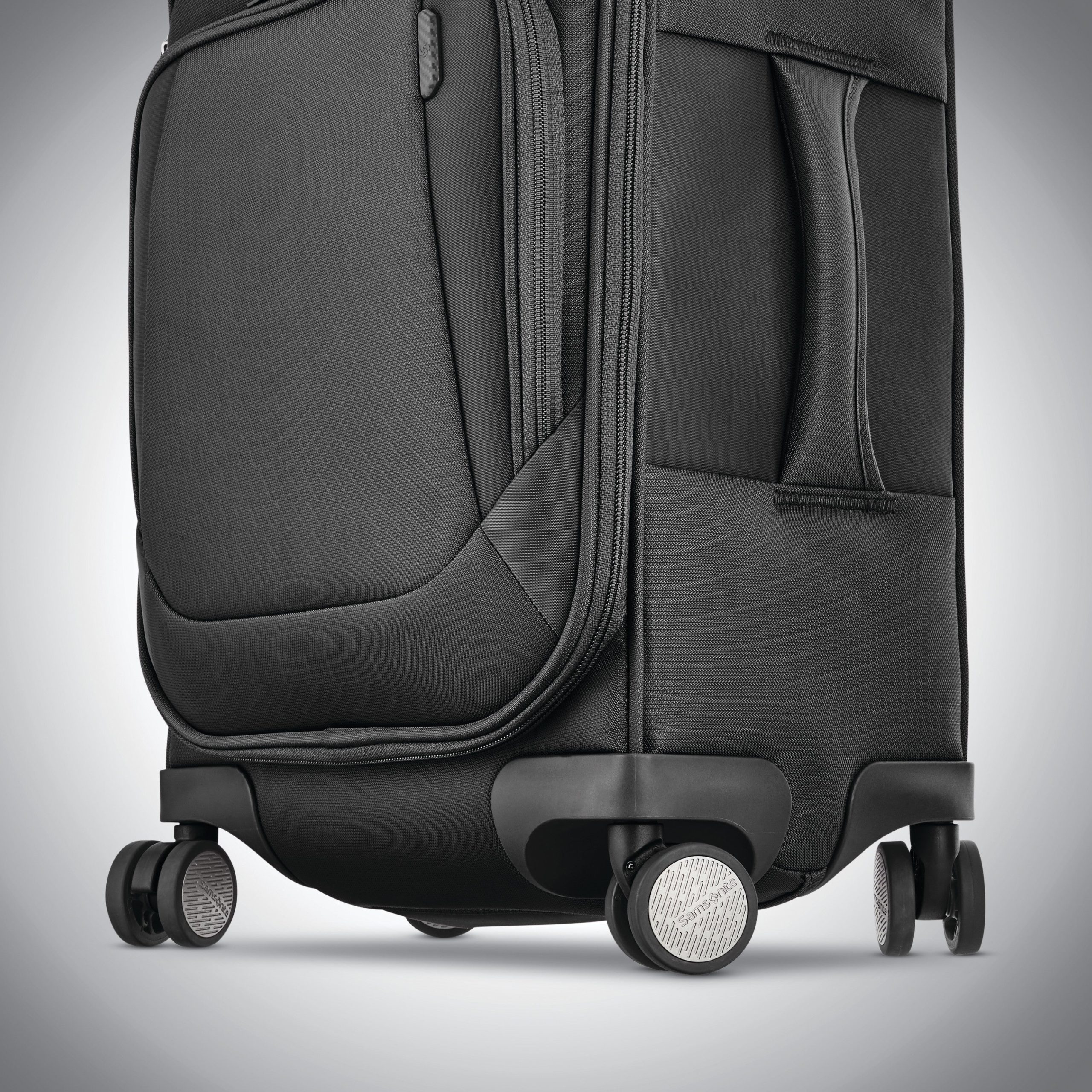 Theorym Softside Global Carry-On Spinner Black - Image 10