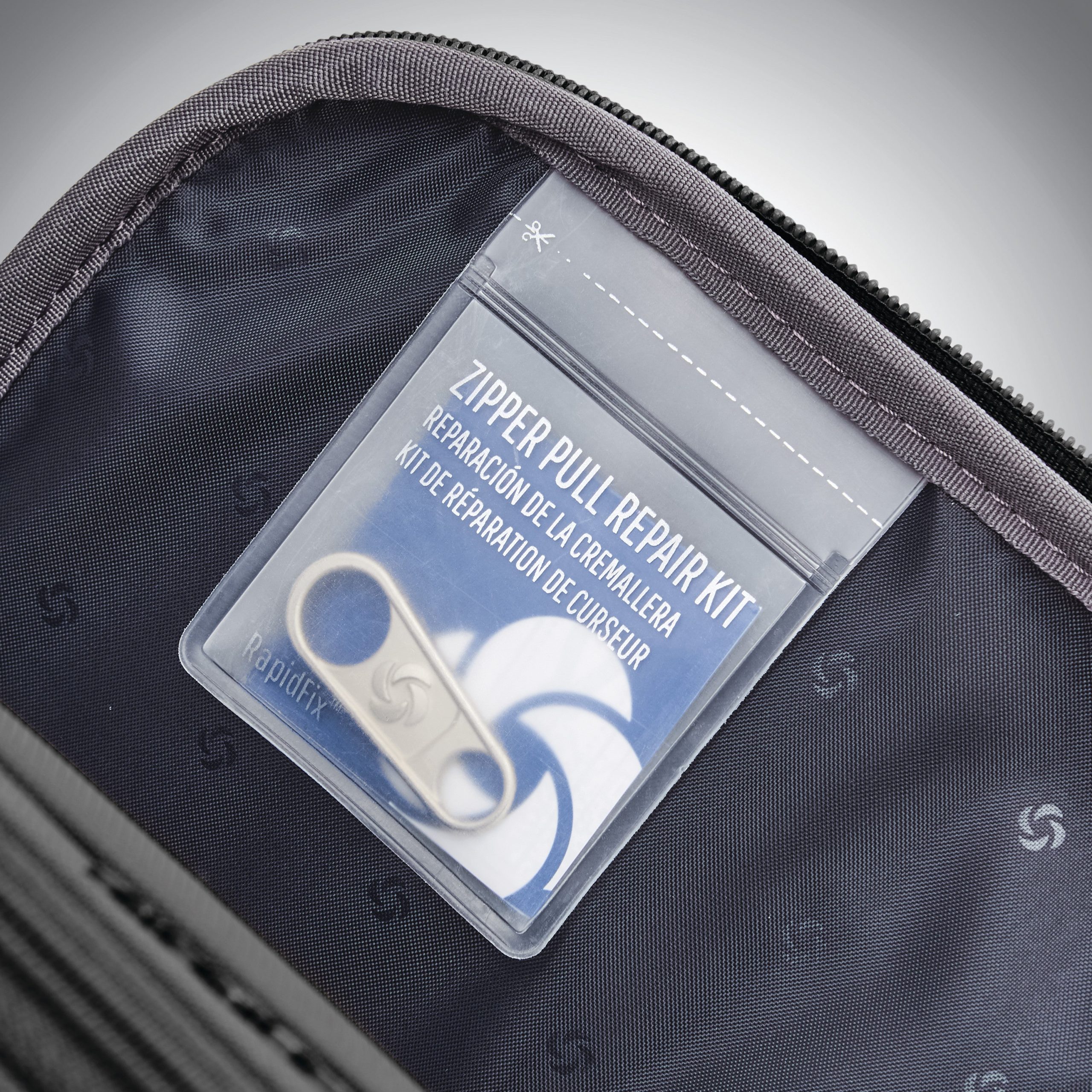 Theorym Softside Global Carry-On Spinner Black - Image 9