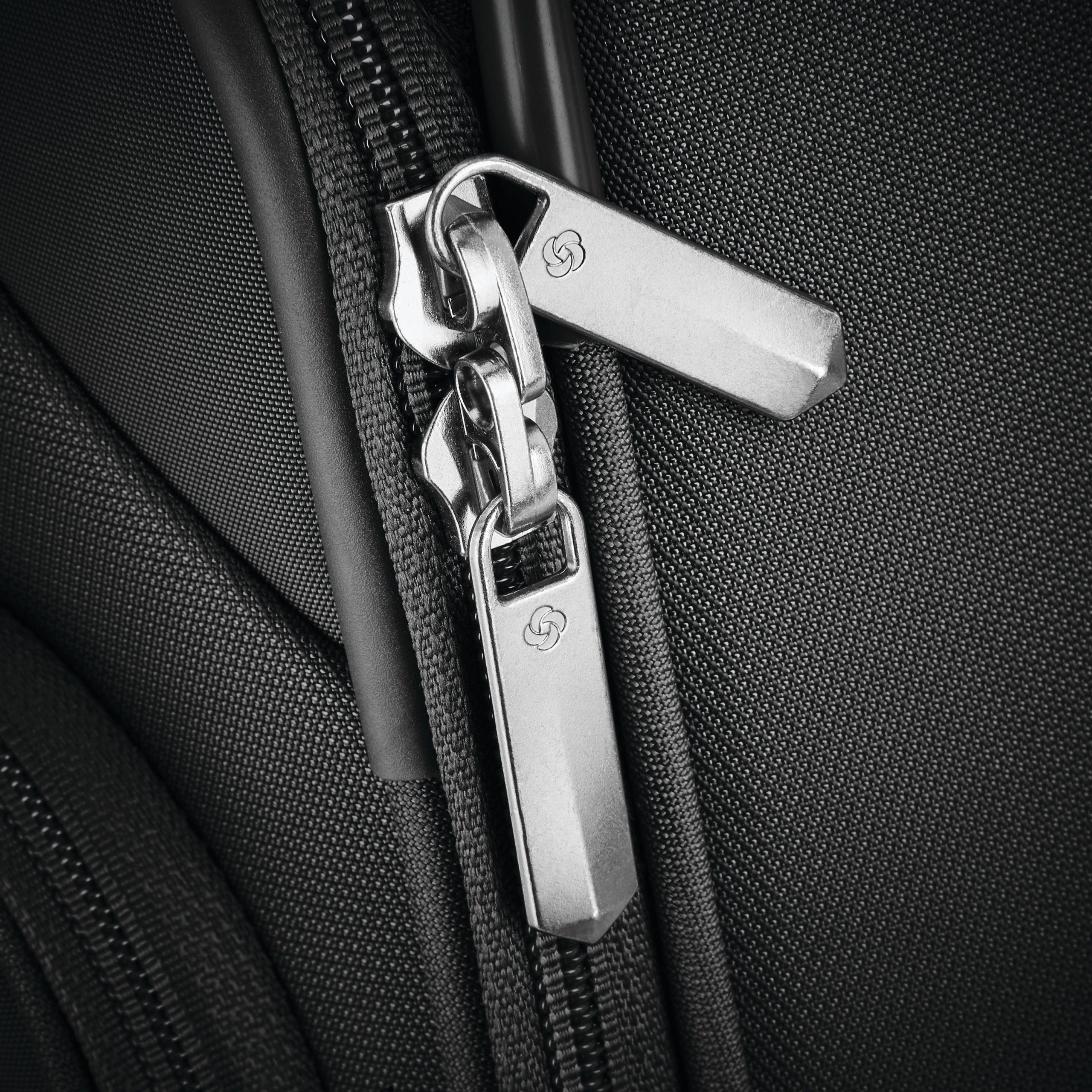 Theorym Softside Underseater Black - Image 8