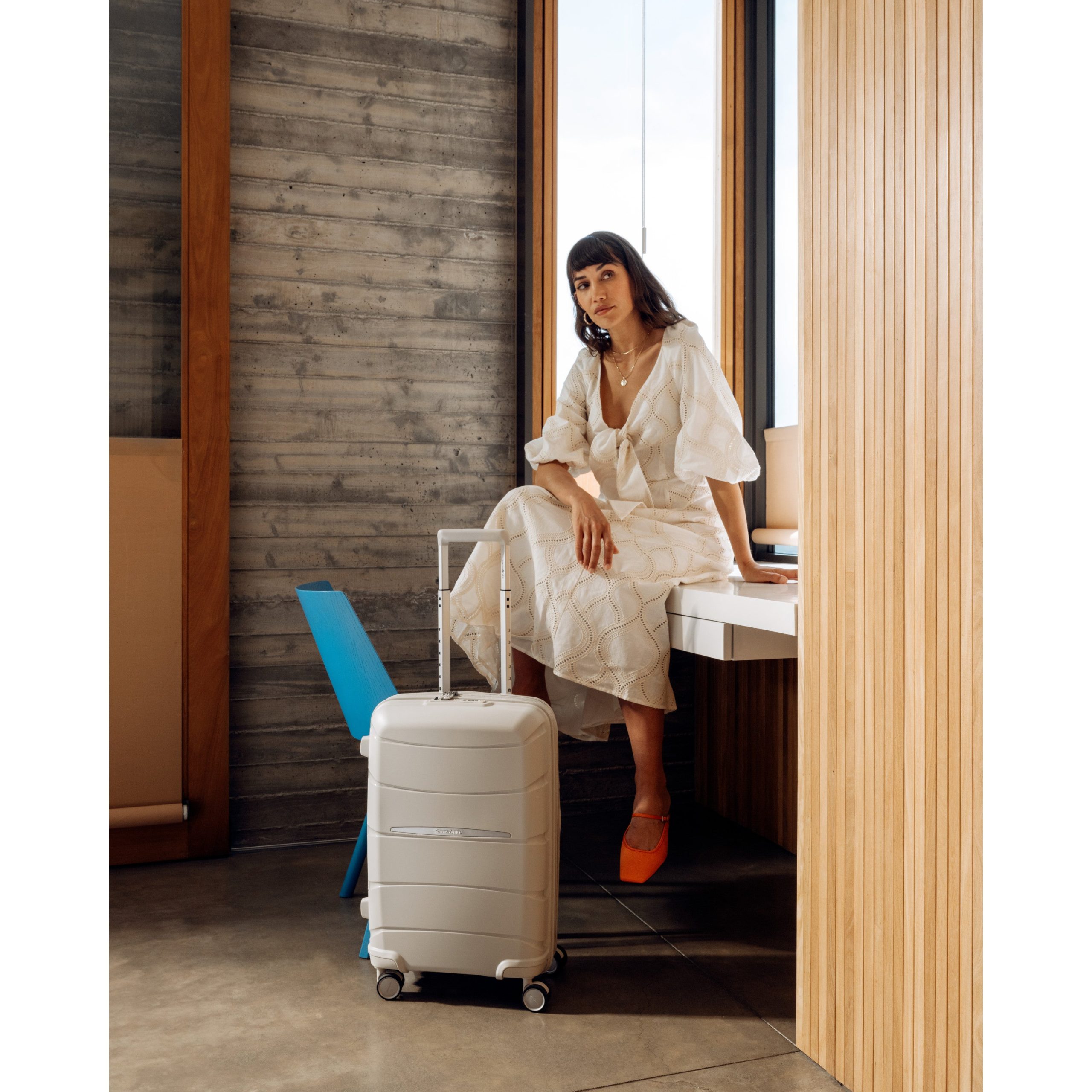 Outline Pro Carry-On Spinner Stone Grey - Image 8