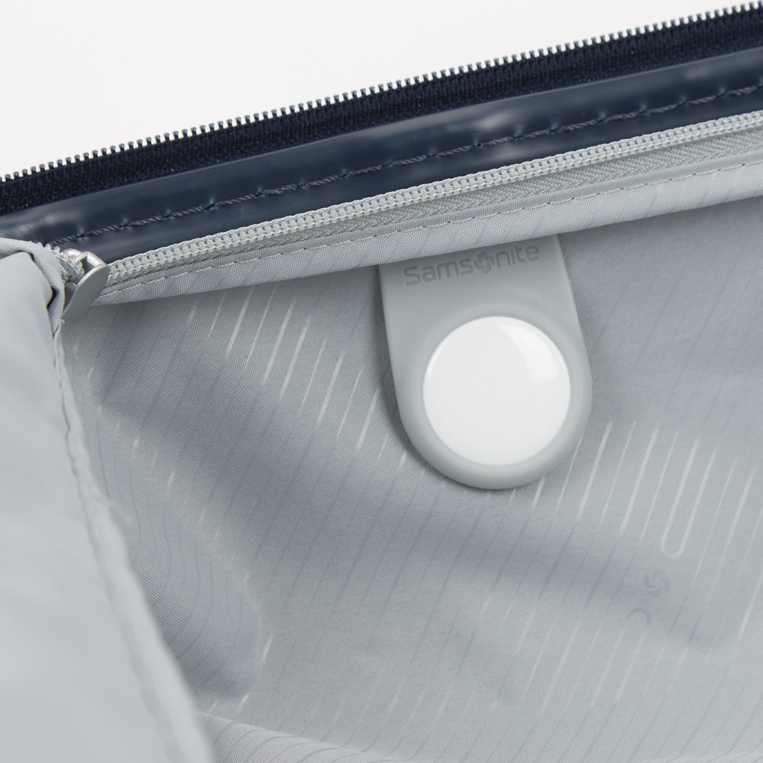 Elevation™ Plus Hardside Large Spinner Midnight Blue - Image 8