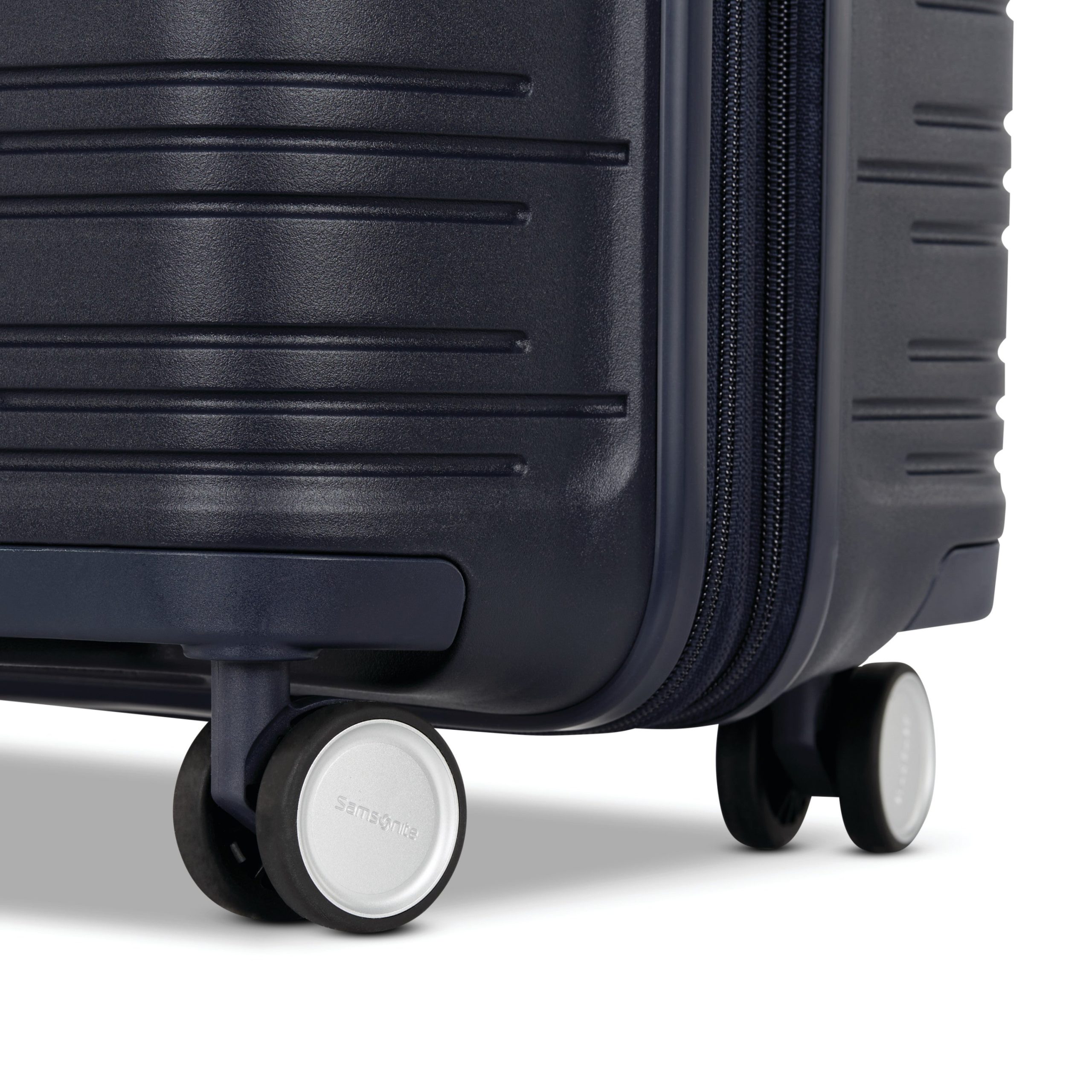 Elevation™ Plus Hardside Large Spinner Midnight Blue - Image 11