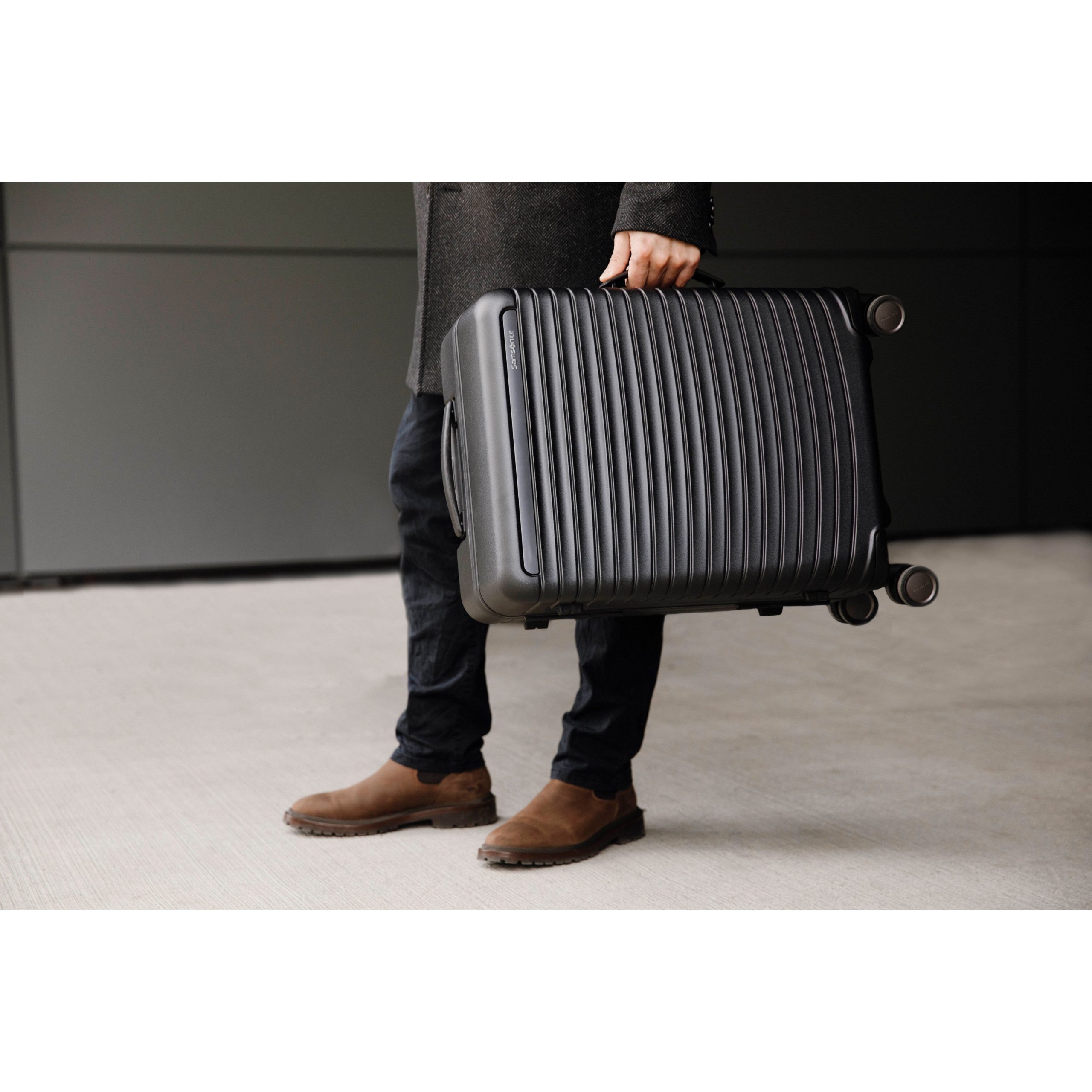Framelock Max Carry-On Spinner Asphalt Black - Image 3
