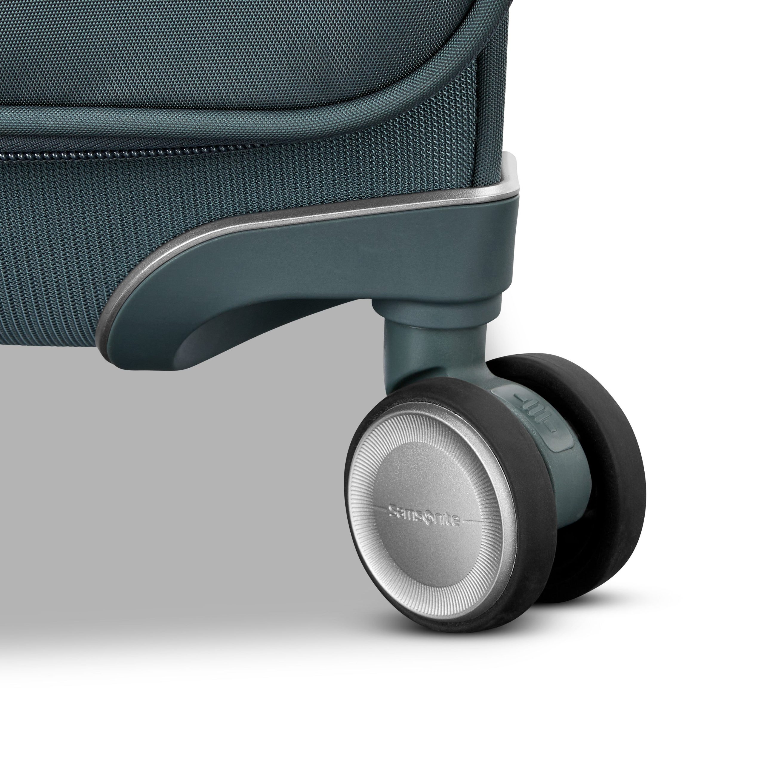 Silhouette 18 Softside Medium Spinner Black - Image 10