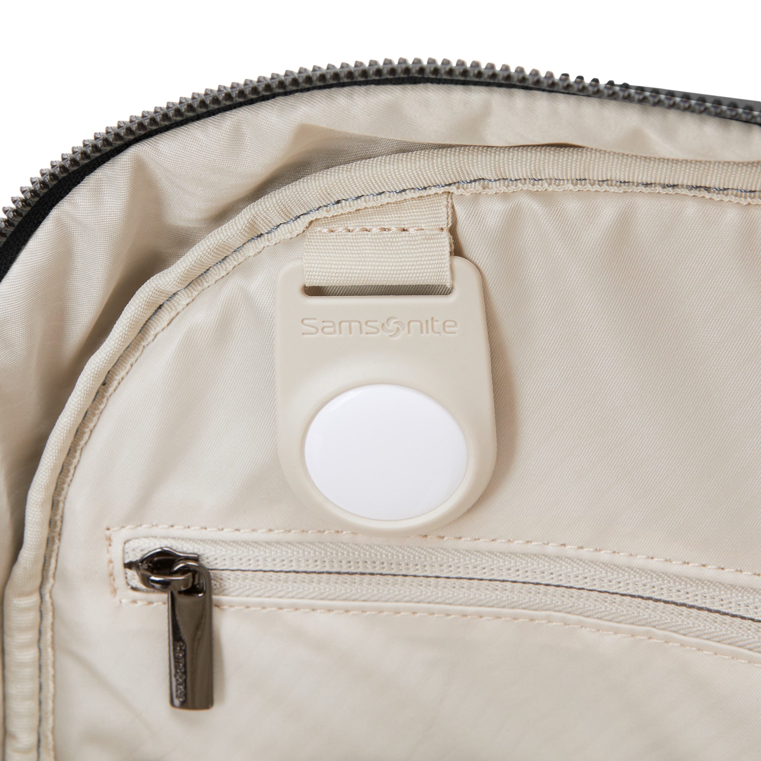 Silhouette 18 Classic Backpack - Image 4