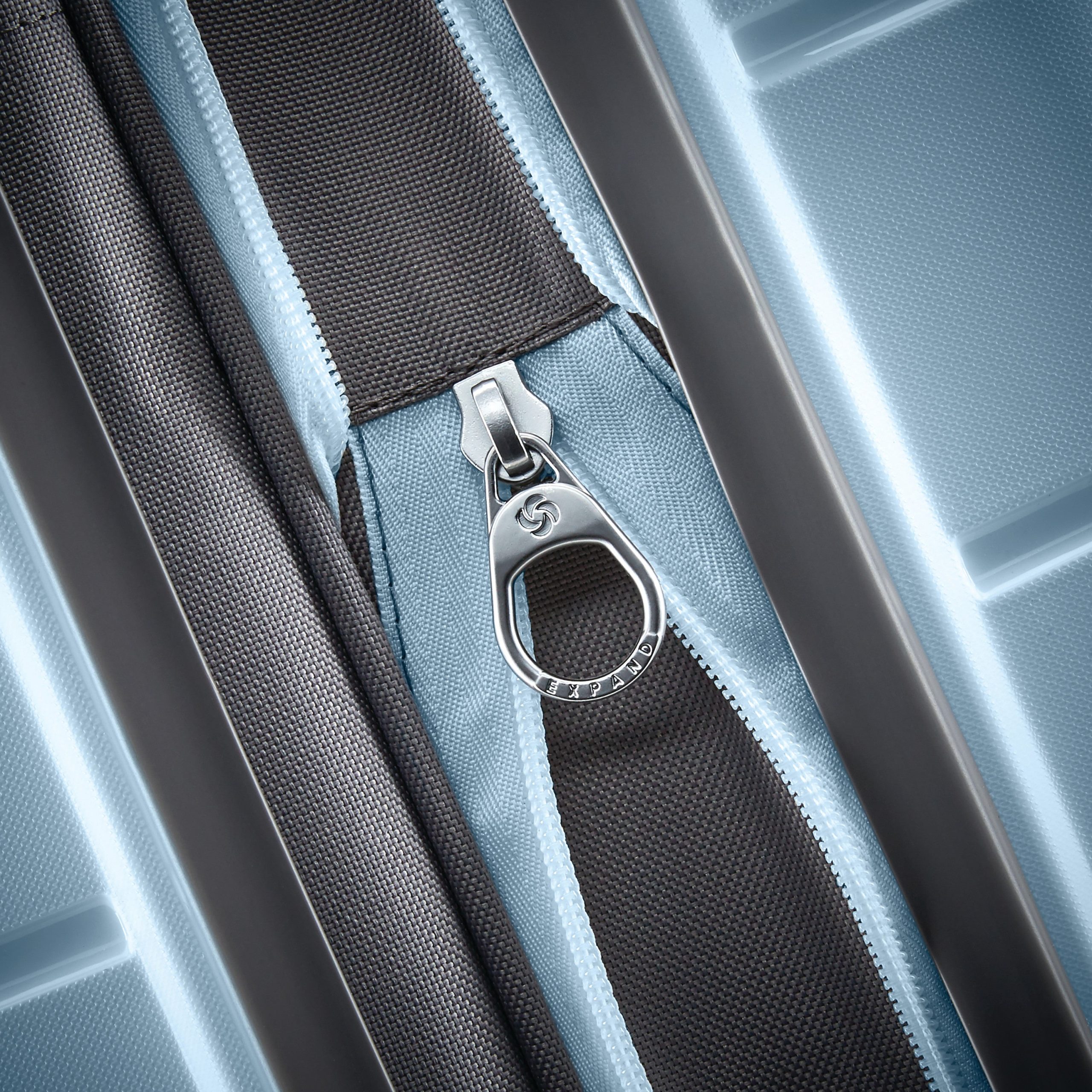 Freeform Carry-On Spinner Sky Blue - Image 6